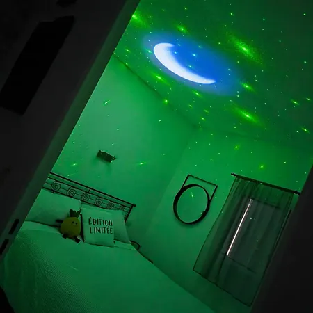 Jolie Maison Avec Piscine Partagé *